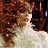 26jan15_glitter_beauty4_clean_closeup_1